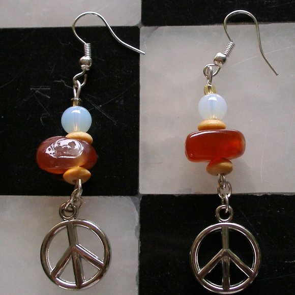 The Dragon's Lair... Jewelry - Picture 2 of 16